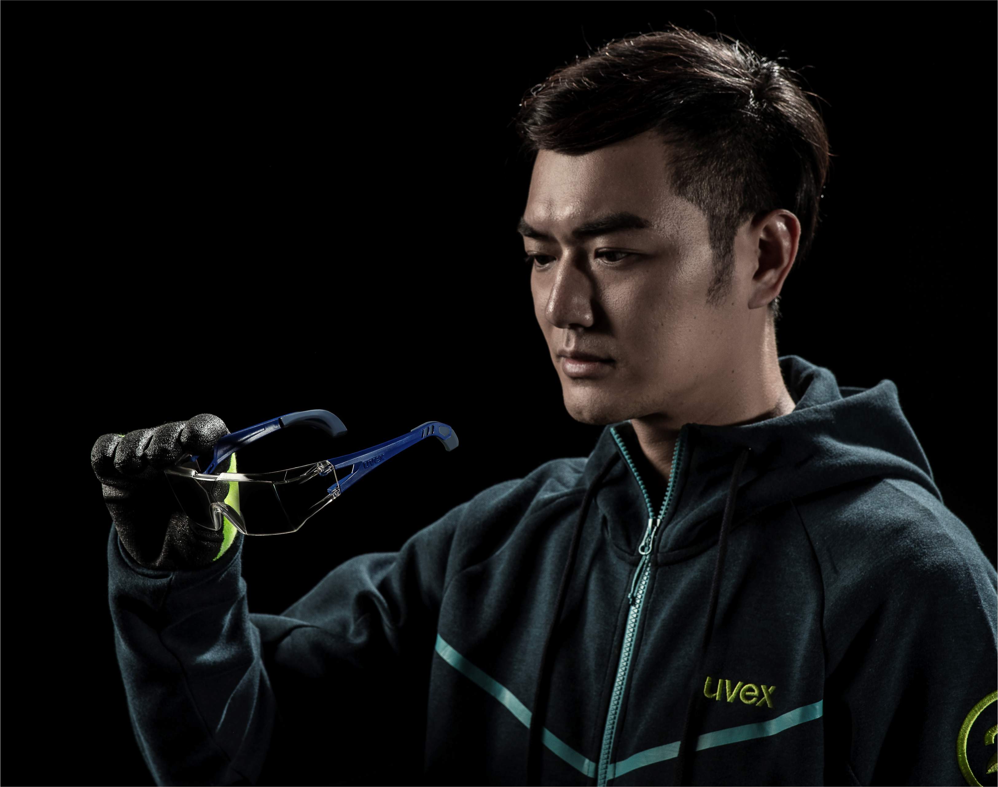 UVEX優(yōu)唯斯9065129防刮擦防霧防護眼鏡圖片3 UVEX優(yōu)唯斯9065129防刮擦防霧防護眼鏡圖片3