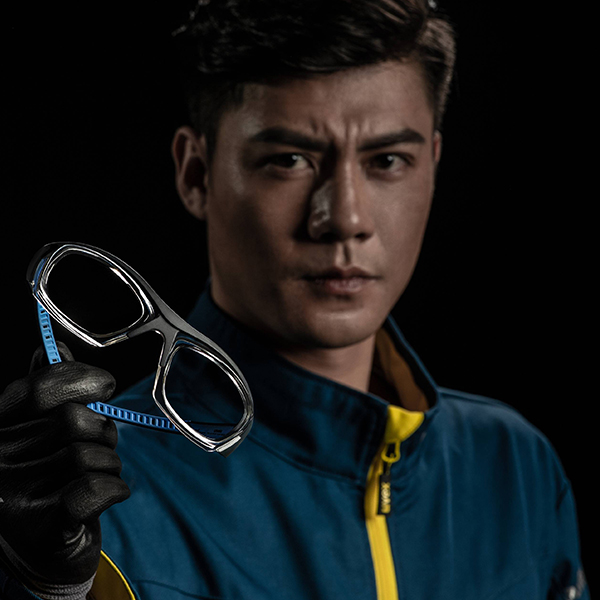 UVEX優(yōu)唯斯6109234矯視防護眼鏡圖片1 UVEX優(yōu)唯斯6109234矯視防護眼鏡圖片1