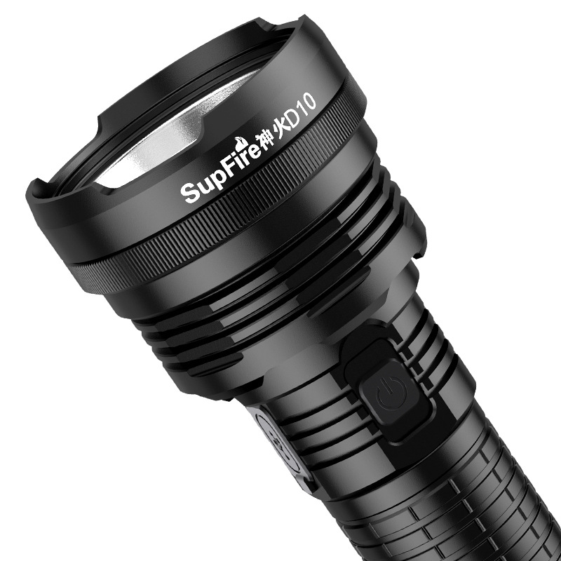 神火D10 18W大容量高亮登山強(qiáng)光手電筒圖片1 神火D10 18W大容量高亮登山強(qiáng)光手電筒圖片1