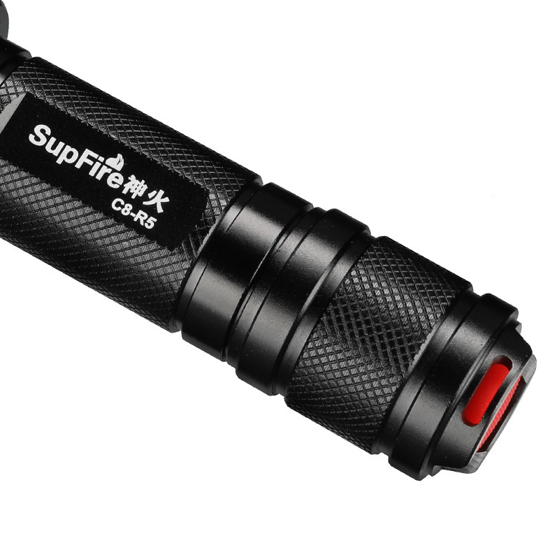 神火C8-R5 LED戶外騎行8W強光手電筒圖片1 神火C8-R5 LED戶外騎行8W強光手電筒圖片1