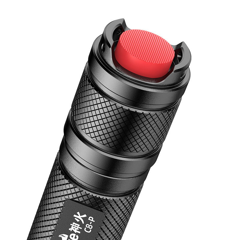 神火C8-P戶外家用強(qiáng)光7W手電筒圖片2