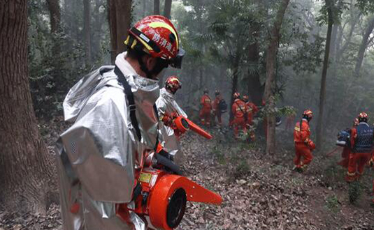 上海誠格集團隔熱斗篷助力佘山森林防火演練圖片2