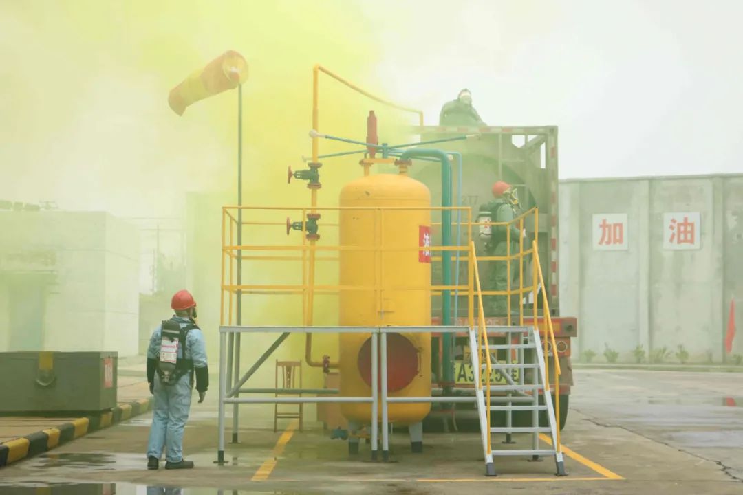 如何挑選氣體檢測儀應(yīng)對氯氣泄漏 氯氣檢測儀檢定規(guī)程7