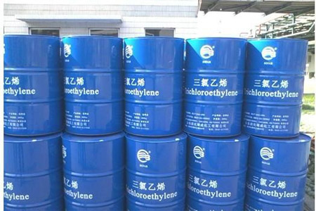 生產的三氯乙烯罐裝圖片