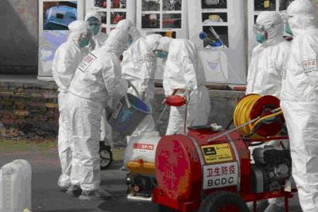 醫(yī)護人員使用個人防護用品預(yù)防病毒感染